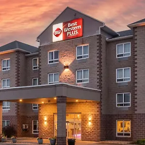 Western & 4*, Dartmouth Canada
